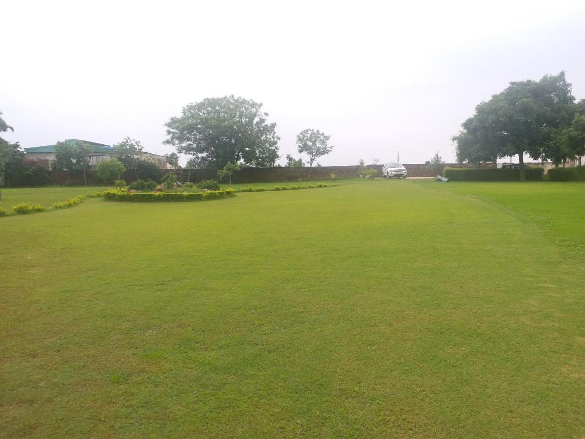 Aravali Hill View Estate Villa Gurgaon Exterior photo